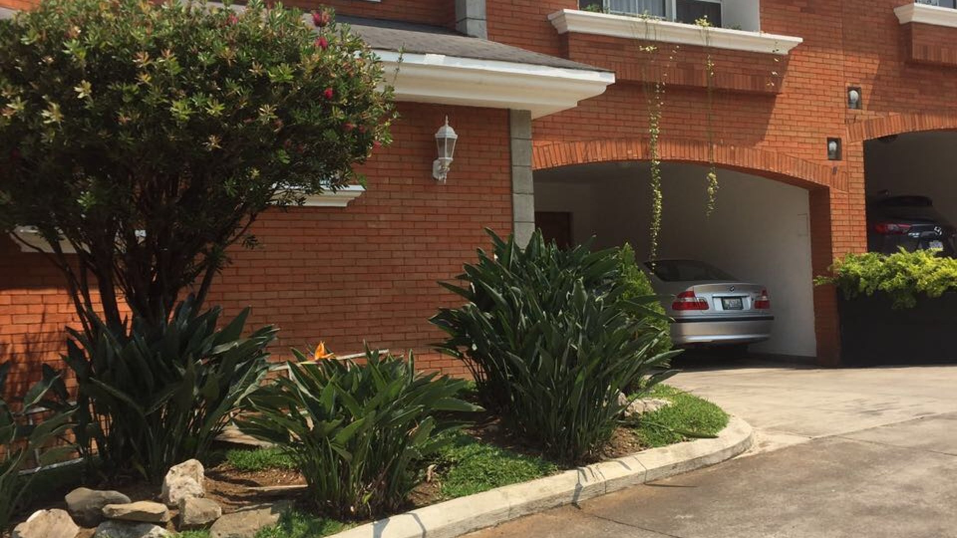 Casa en venta VHII, zona 15 - Miniatura 2