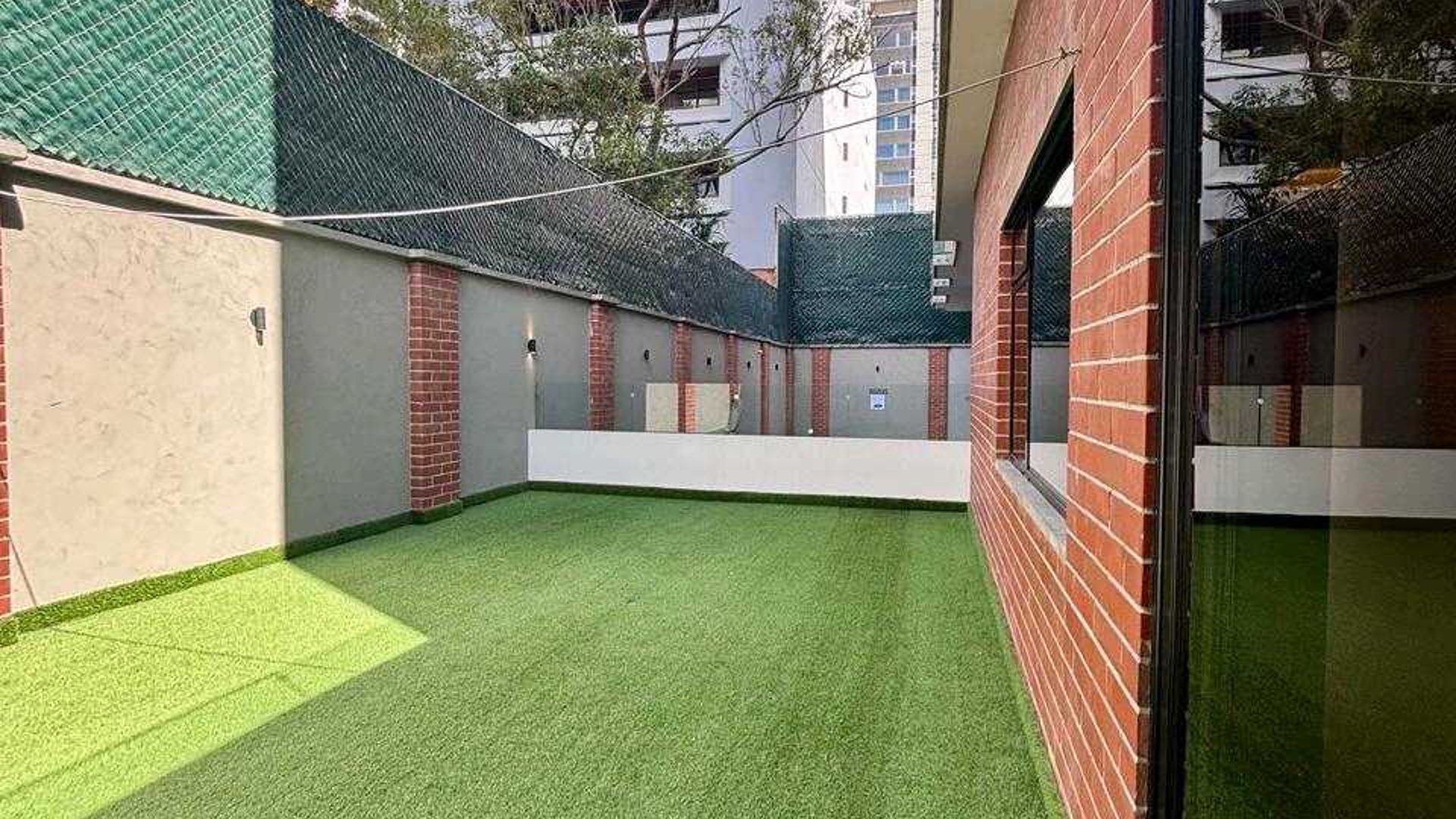 APARTAMENTO AMUEBLADO EN ALQUILER o VENTA????Edificio Casa Clara, zona 10 - Miniatura 13