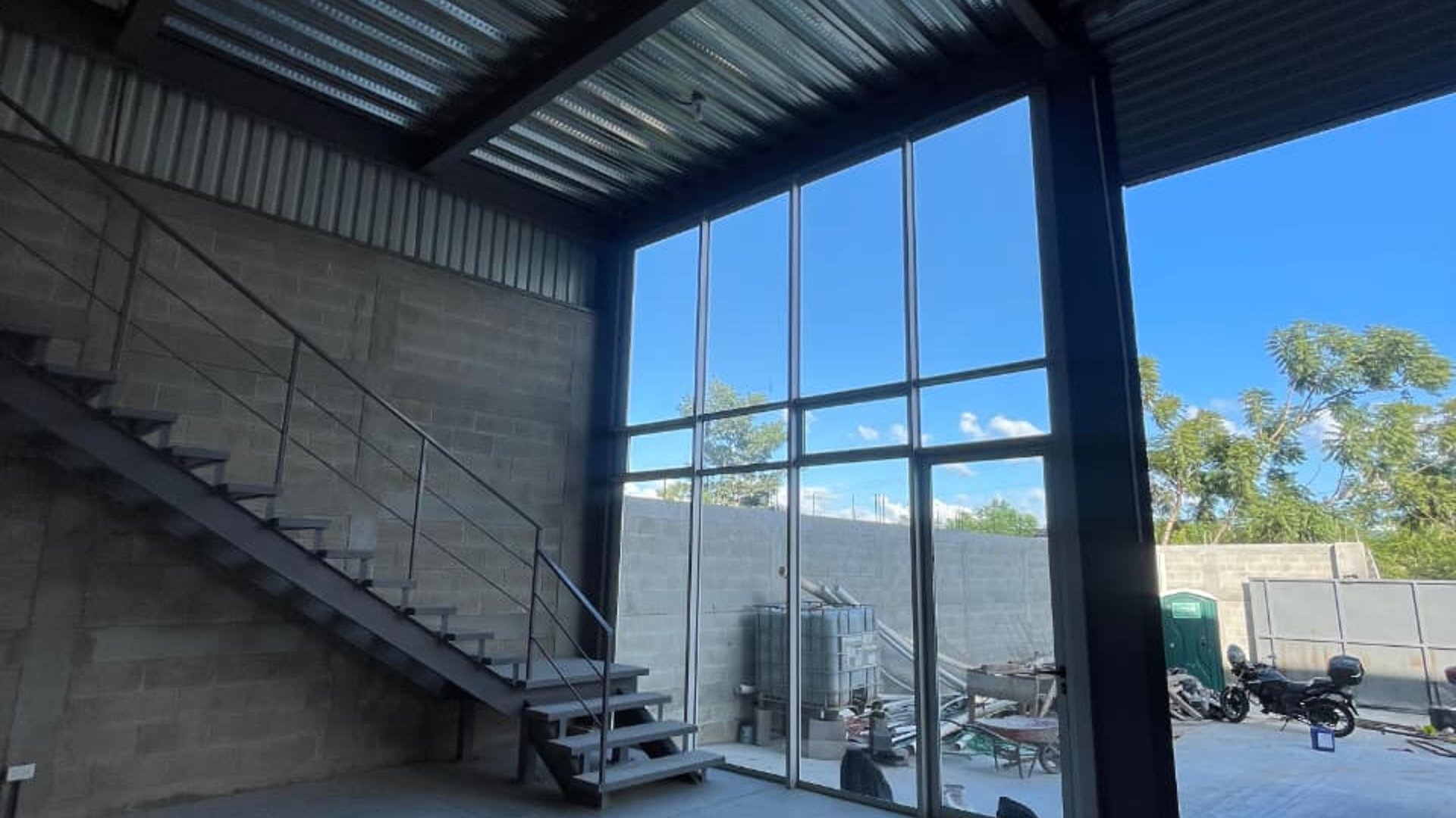 Bodega en venta en pinares del lago zona 4 villa nueva - Miniatura 6