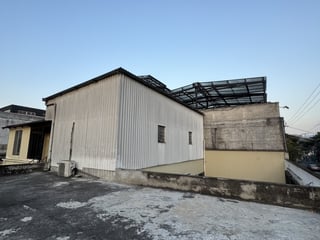 Oficinas y bodega en renta calle transitada zona 9 - 5