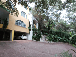 Casa en venta en el encinal, zona 7 de mixco - Image 1