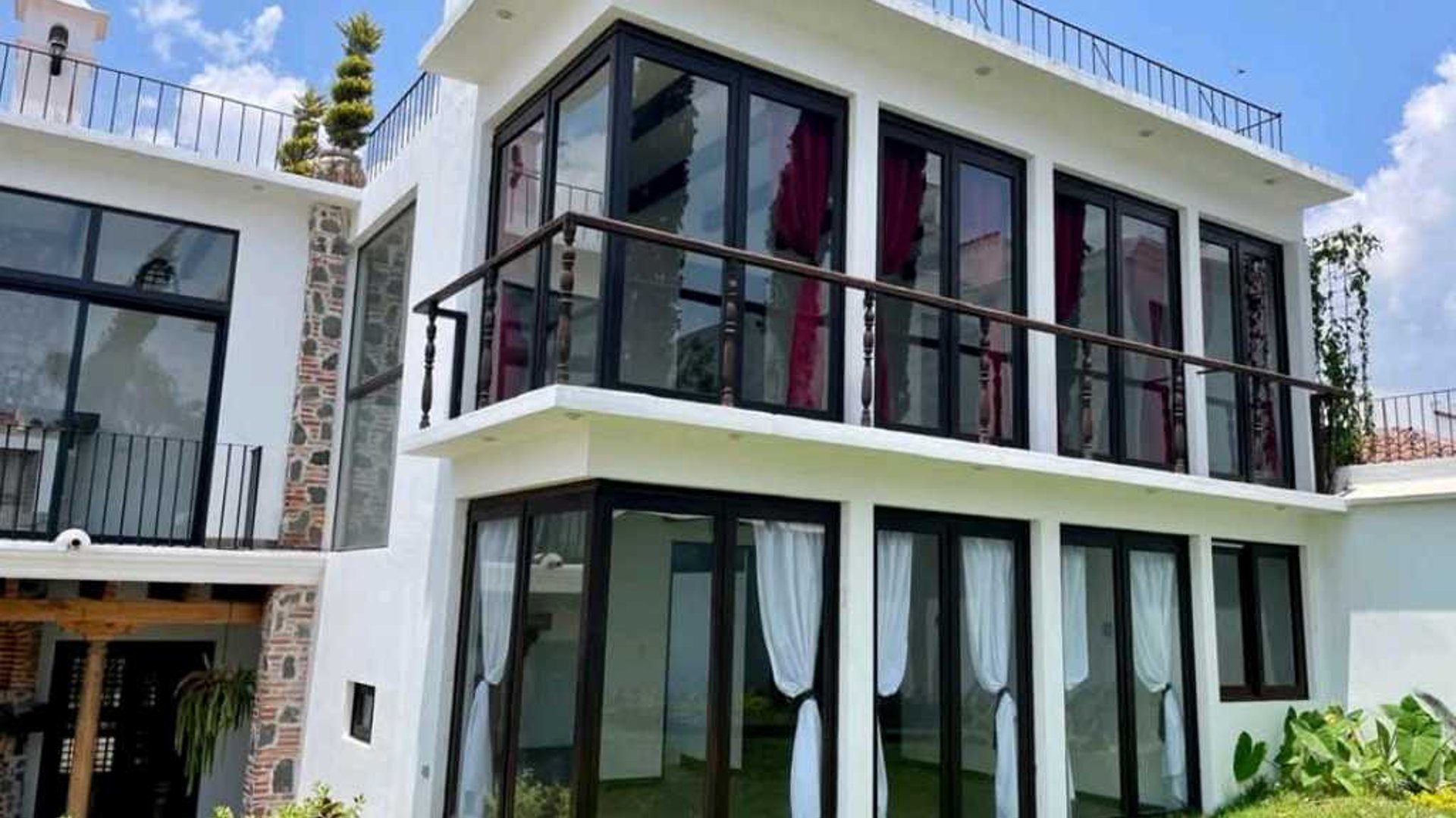 CASA EN VENTA – HACIENDA DEL COMENDADOR