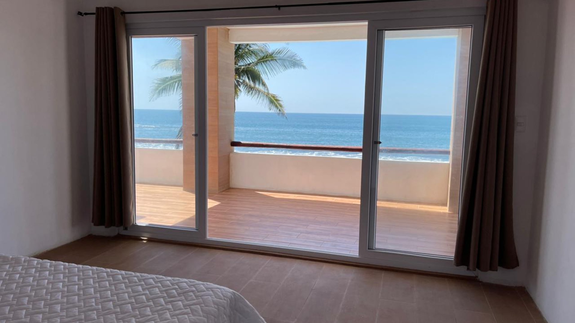 Casa en venta a la orilla de la Playa - Miniatura 4