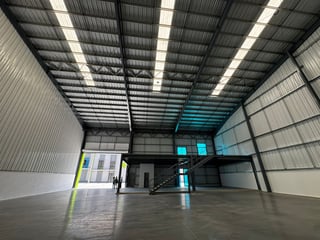 Ofibodegas En Alquiler  En La CA-9 Sur Km 28.7 - 2