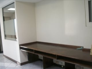 Venta de oficina en Europlaza zona 14 Ref-5643 - 2