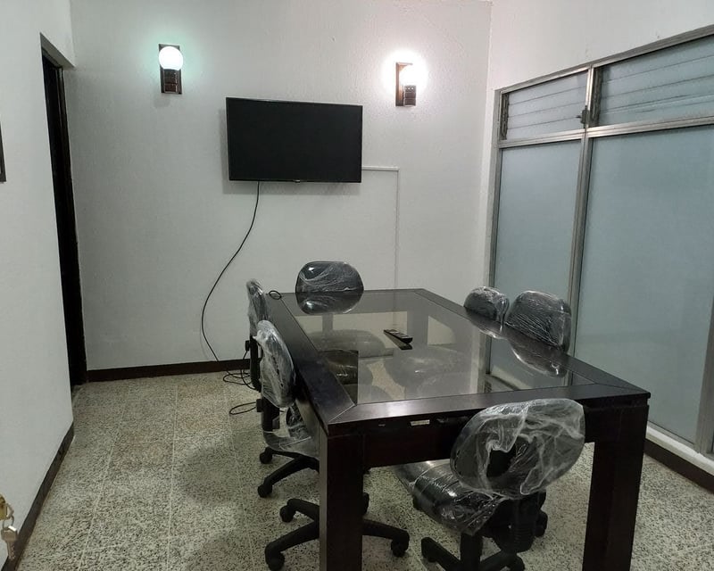 OFICINAS EN ALQUILER EN ZONA 3 LO DE BRAN