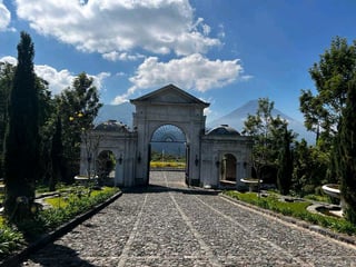 TERRENO EN VENTA EN ANTIGUA GUATEMALA - 2