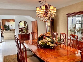 CASA EN VENTA | SAN LÁZARO, ZONA 15 - 2