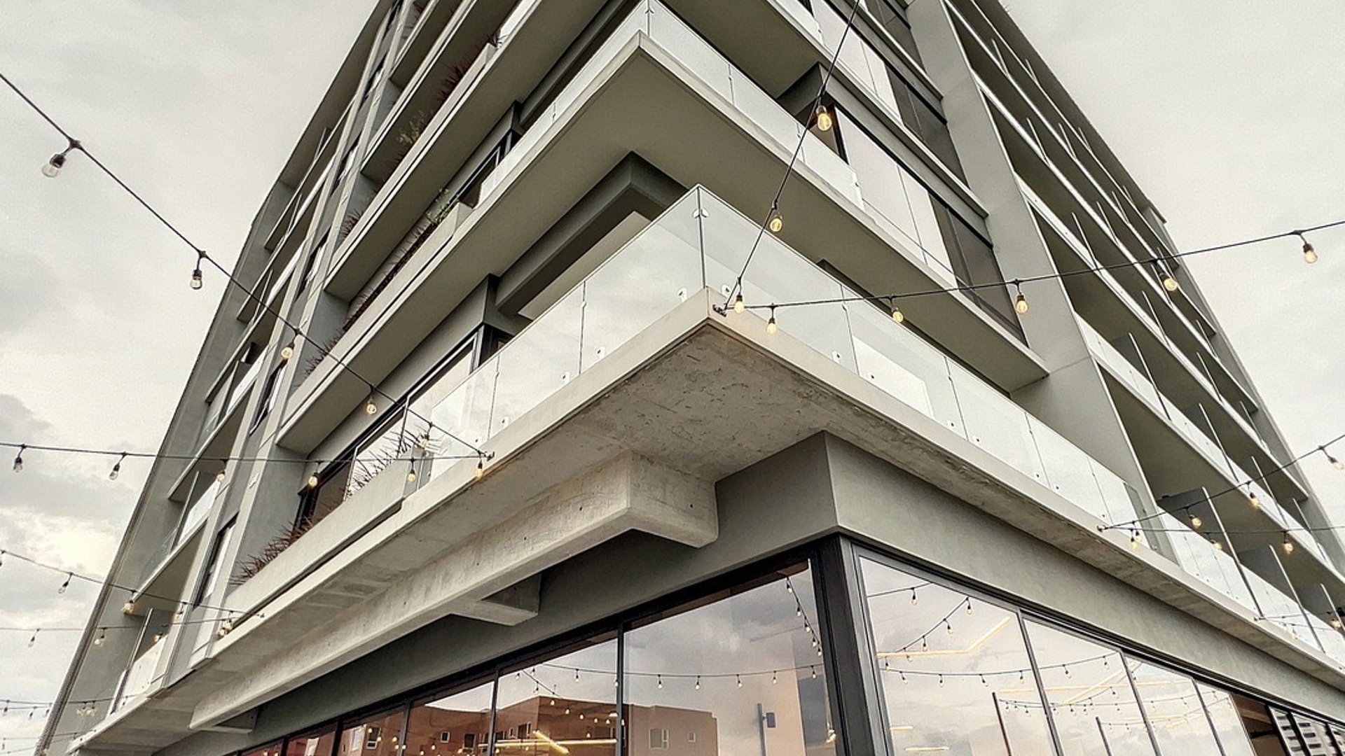 ELEMENTO / Apartamento Amueblado en Renta zona 13