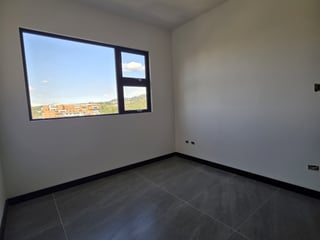 Venta Apartamento en Zona 15 Vista Hermosa II Guatemala - Image 5