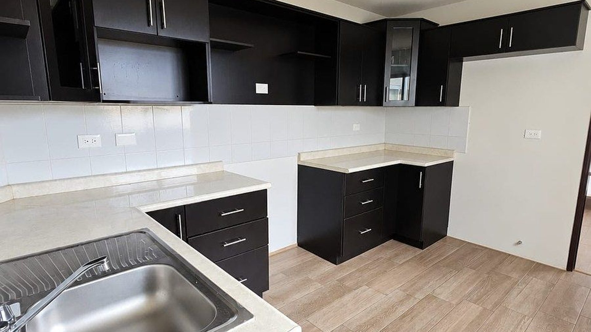 Casa en Renta - Condominio Almería San José Pinula