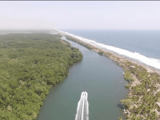 Complejo Vacacional Exclusivo en Venta en El Jiote, Santa Rosa - 2