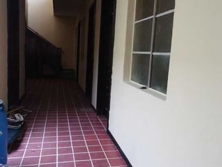 Casa para uso comercial en renta zona 5 - 5