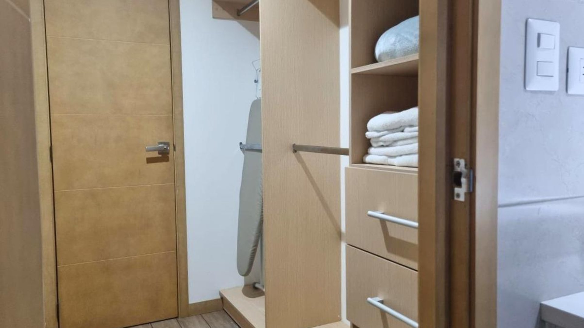 ???? APARTAMENTO AMUEBLADO EN VENTA – 2 HAB | CITYHAUS | ZONA 10 - Miniatura 8