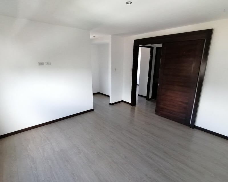 Apartamento en Edificio Neo, Zona 10 ref-6166