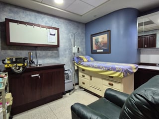 Clínica amplia en Venta en  zona 15 - 4