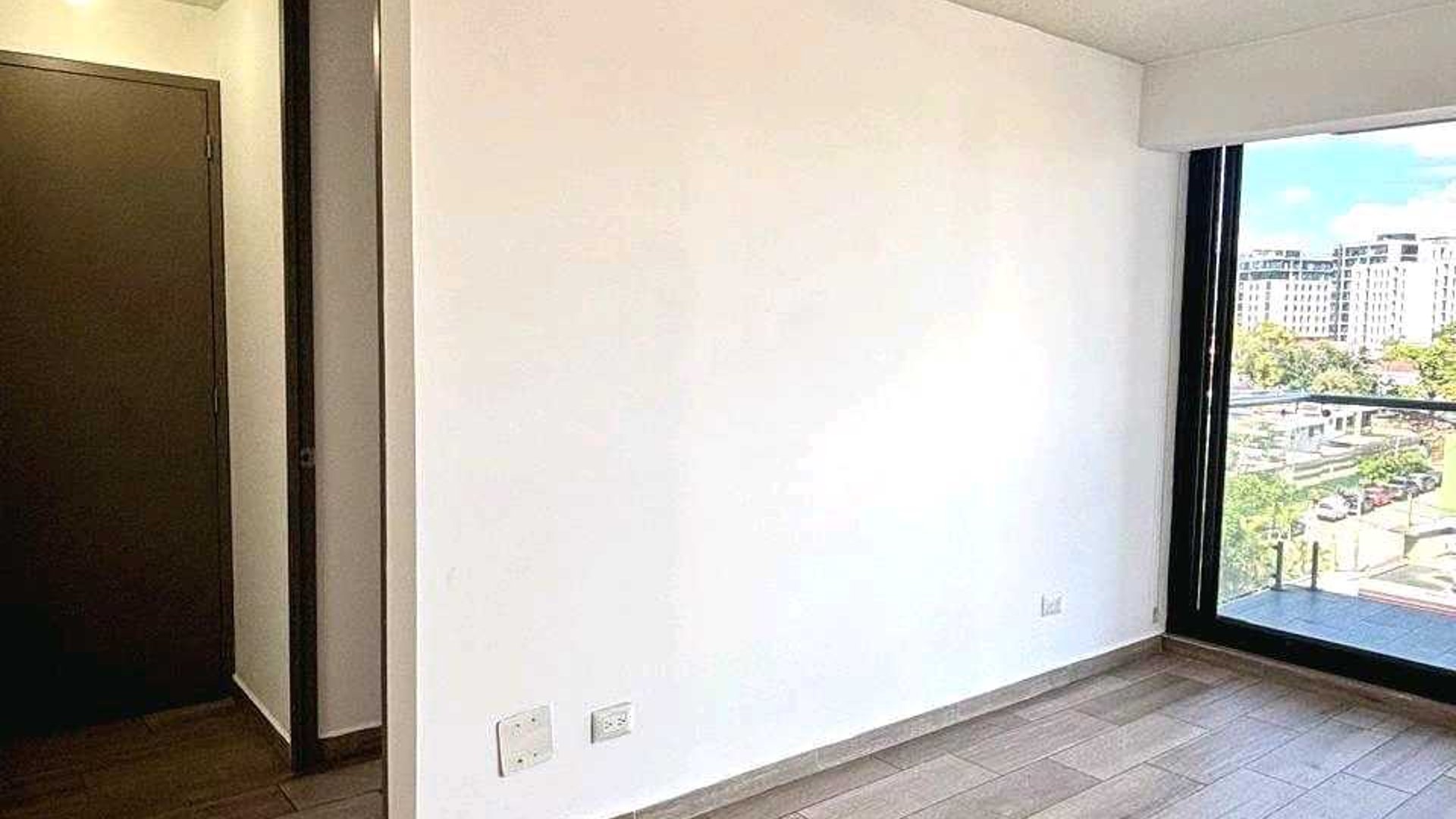 APARTAMENTO EN VENTA ????Edificio Aralia, zona 11 - Miniatura 6
