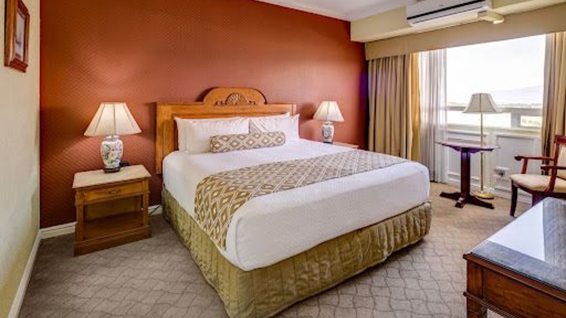 HOTEL EN VENTA ZONA 13 - Miniatura 4