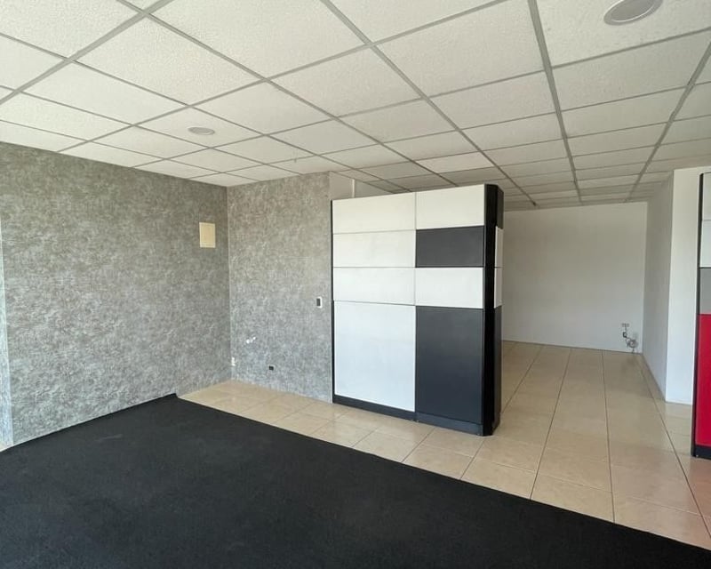 TORINO 1 / Oficina en Renta / Venta ,zona 10