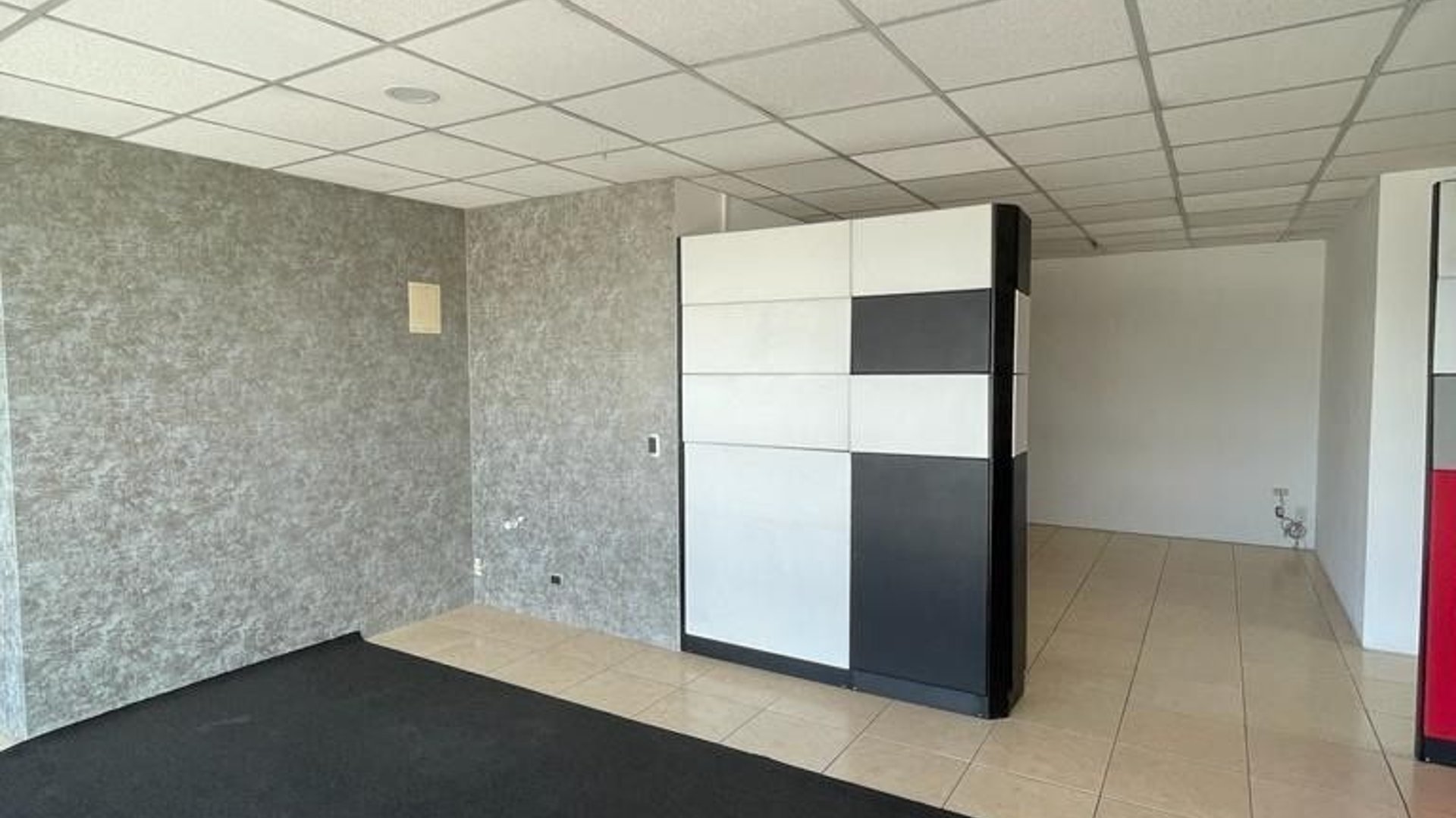 TORINO 1 / Oficina en Renta / Venta ,zona 10