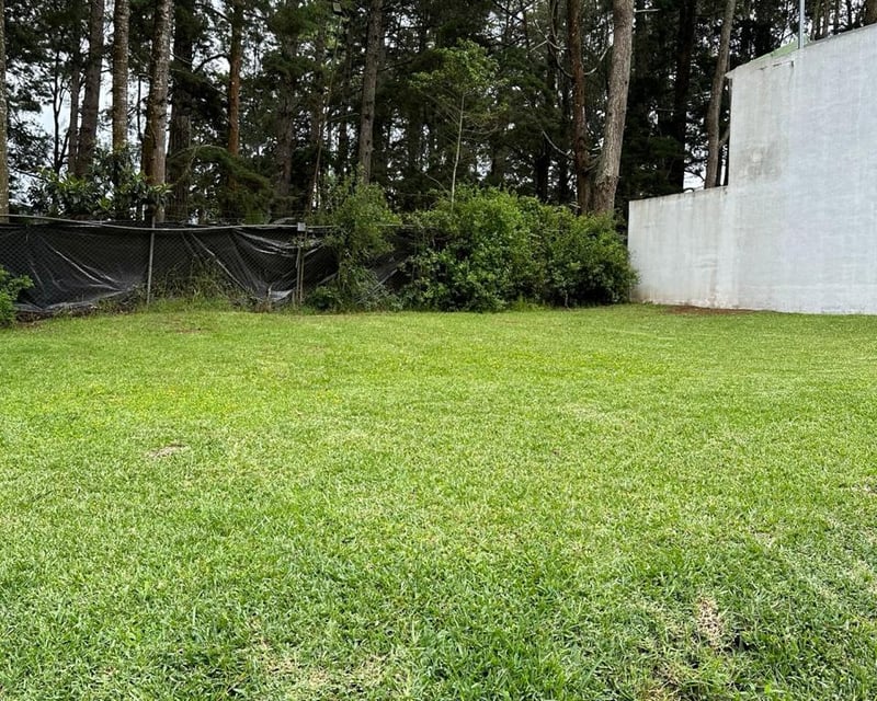 EN VENTA TERRENO PLANO EN CONDOMINIO KM 17.5 CAES ANTES DE SPORTA