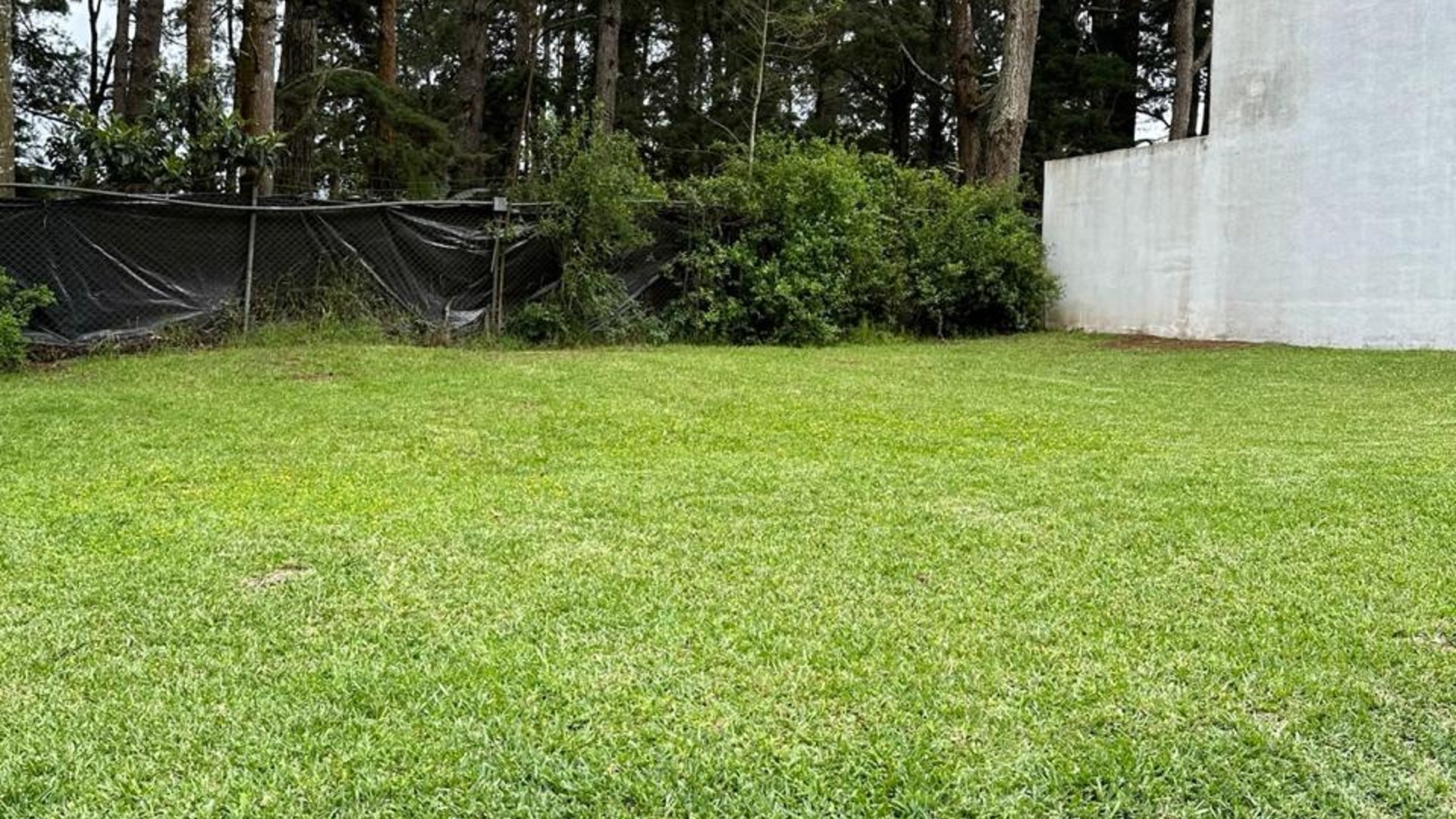 EN VENTA TERRENO PLANO EN CONDOMINIO KM 18.5 CAES CERCANO SPORTA