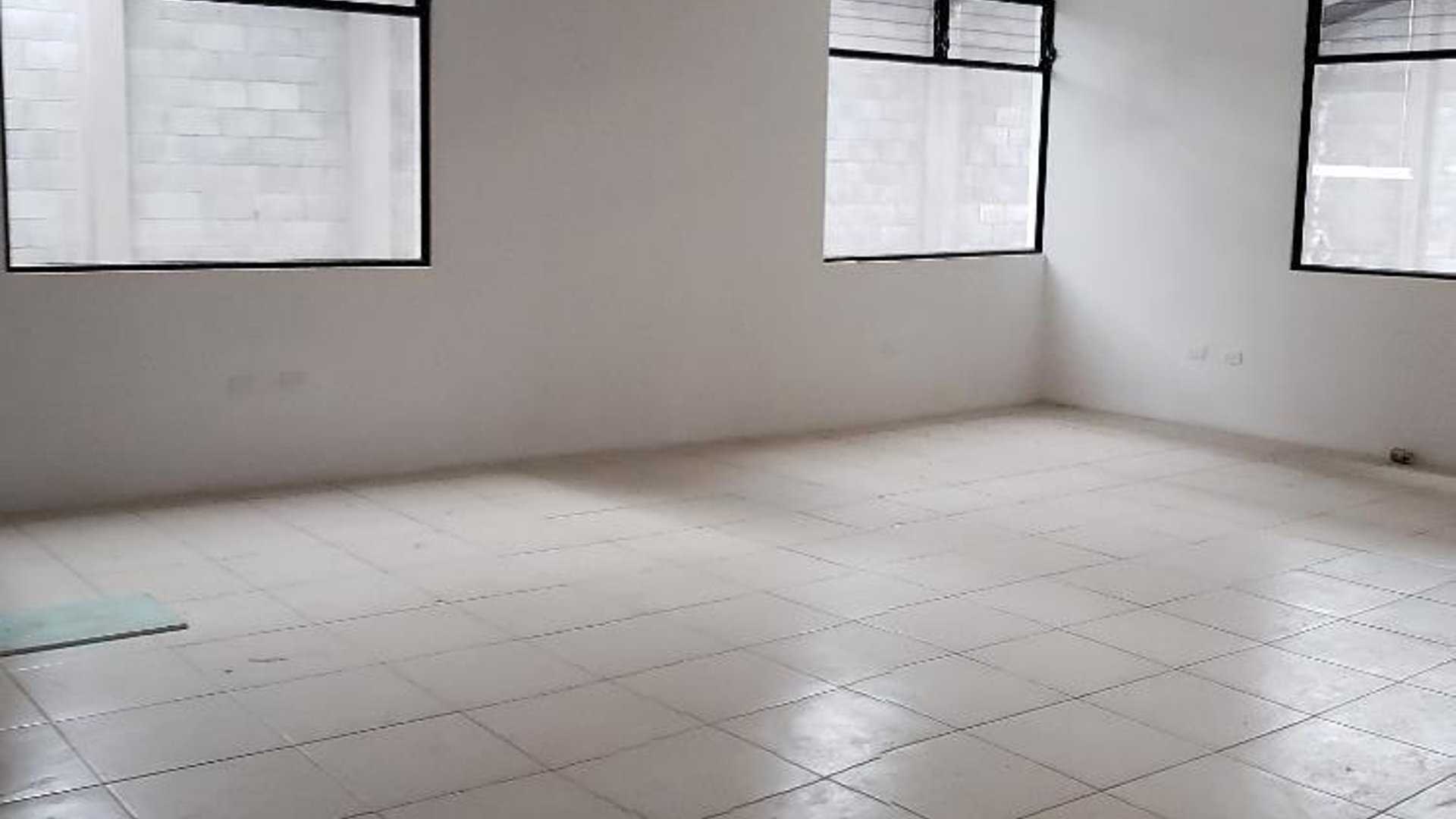 Ofibodega en venta en Quetzaltenango con 490 m2 totales - Miniatura 10