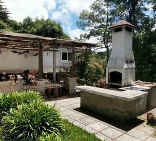 Casa en Venta en Carretera El Encinal, Tronco 8, Zona 7 de Mixco