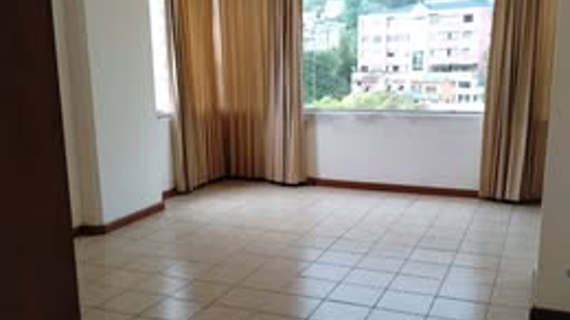 En Renta APARTAMENTO Edificio Convista Zona 15 - Miniatura 4