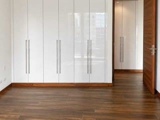 APARTAMENTO EN ALQUILER 📍 Edificio AVIA, Zona 10 - 5