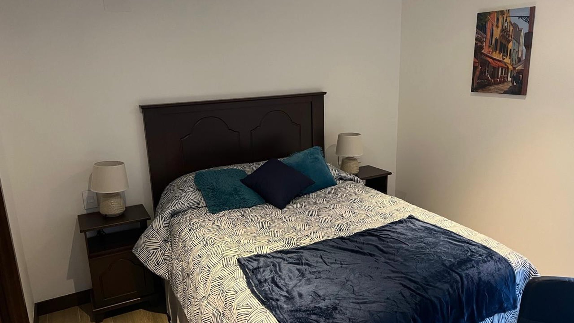 ???? APARTAMENTO AMUEBLADO EN RENTA – 2 HAB | RESERVA DIEZ | ZONA 10 - Miniatura 7