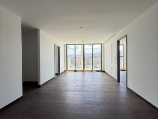 Apartamento en Venta en Edificio Atarah – Zona 10 | 3 Habitaciones - 2