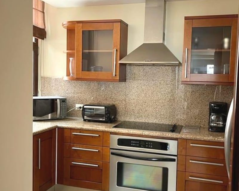 Apartamento con linea blanca en renta 2 habitaciones zona 14 Ref-5681