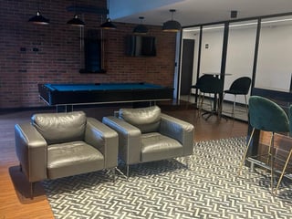📍 APTO AMUEBLADO EN VENTA – 1 HAB | EDIFICIO EON | ZONA 10 - 5