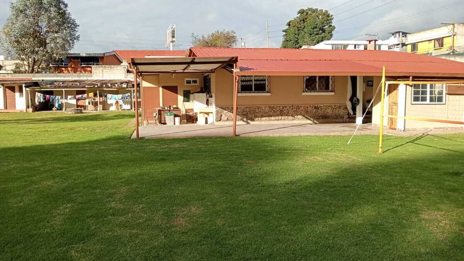 Granja en VENTA/ALQUILER en  San Lucas Sacatepequez