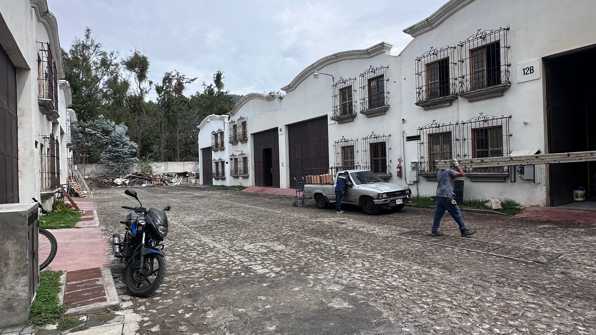 BODEGA CON SEGURIDAD EN RENTA CERCA DEL PANORAMA, ANTIGUA GUATEMALA - Miniatura 6