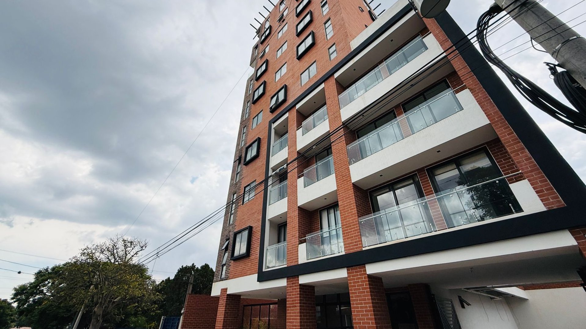 ALQUILER DE CÉNTRICO APARTAMENTO - VILA QUINCE, ZONA 15 - Miniatura 9
