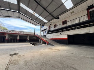 Bodega en Venta o Alquiler | Boulevard Sur, San Cristóbal - 5