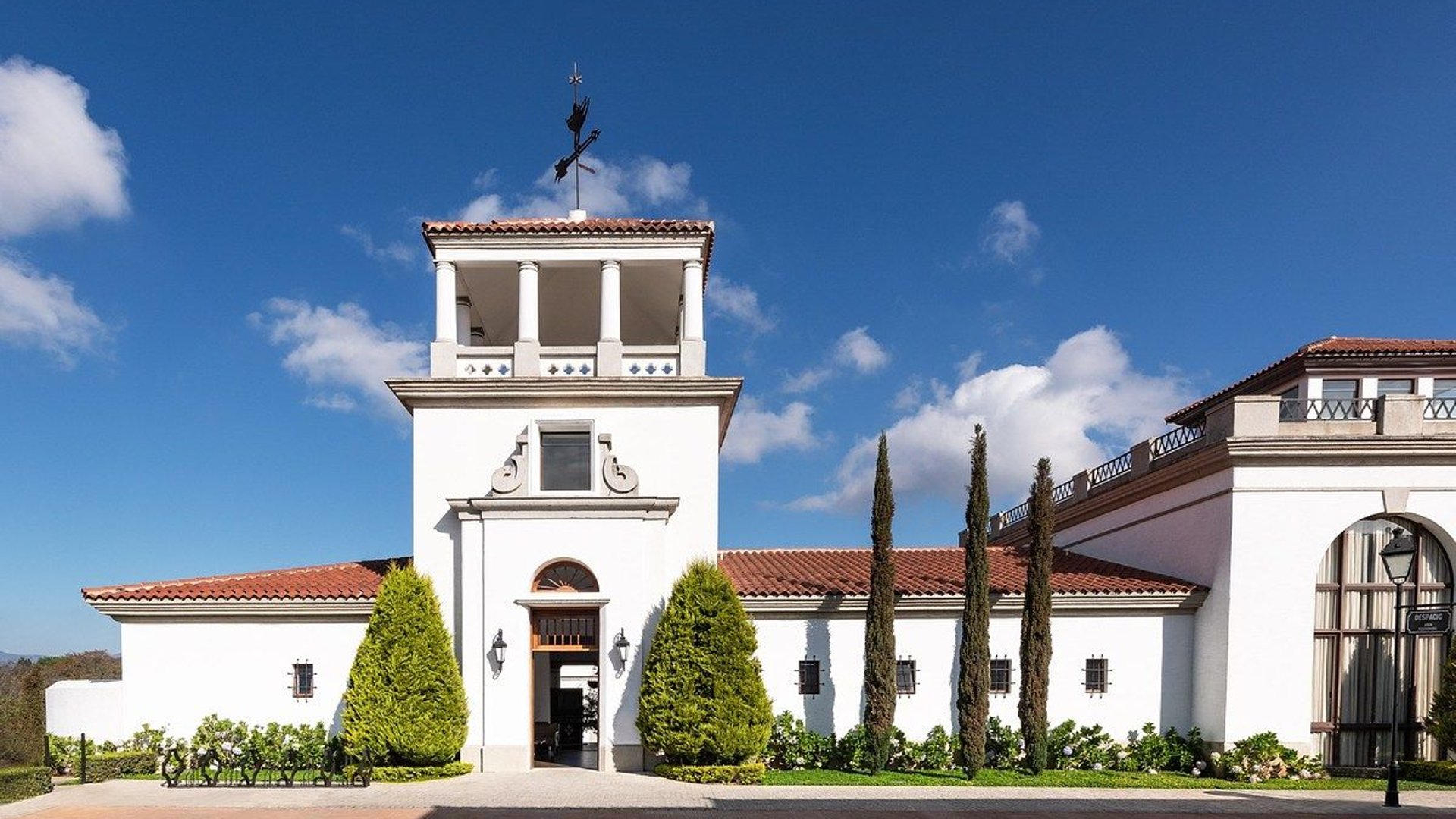 Casa de Lujo para Estrenar en Venta – reserva de cayala, zona 16