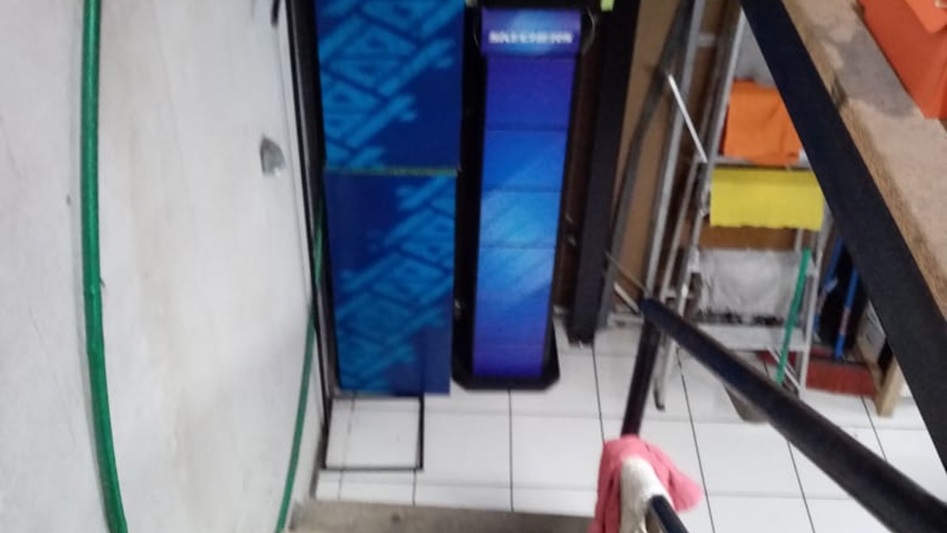 Local en Venta Centro Comercial Los Próceres, zona 10 Guatemala - Miniatura 4