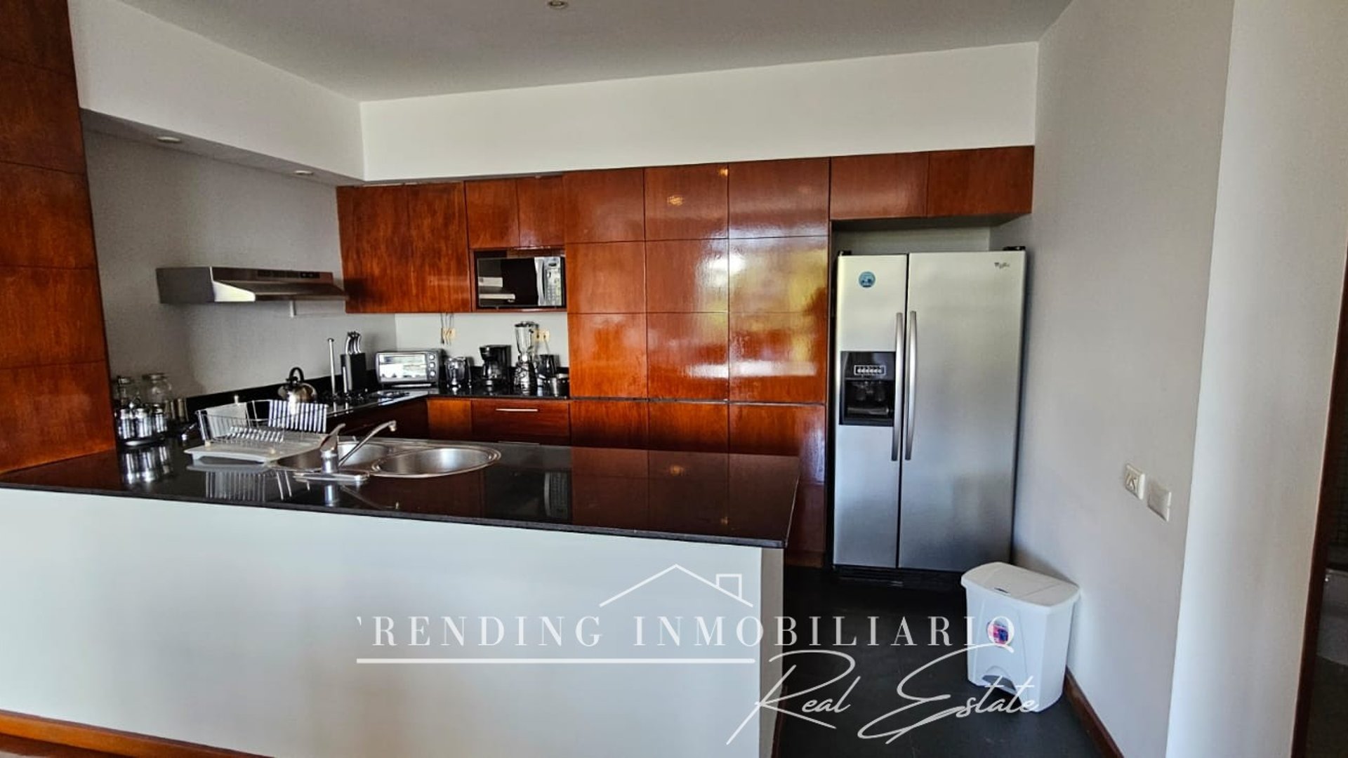 Apartment for Rent in Vista Bella I, Km 9.5 Carretera a El Salvador | 2 bedrooms + 2 parking spaces