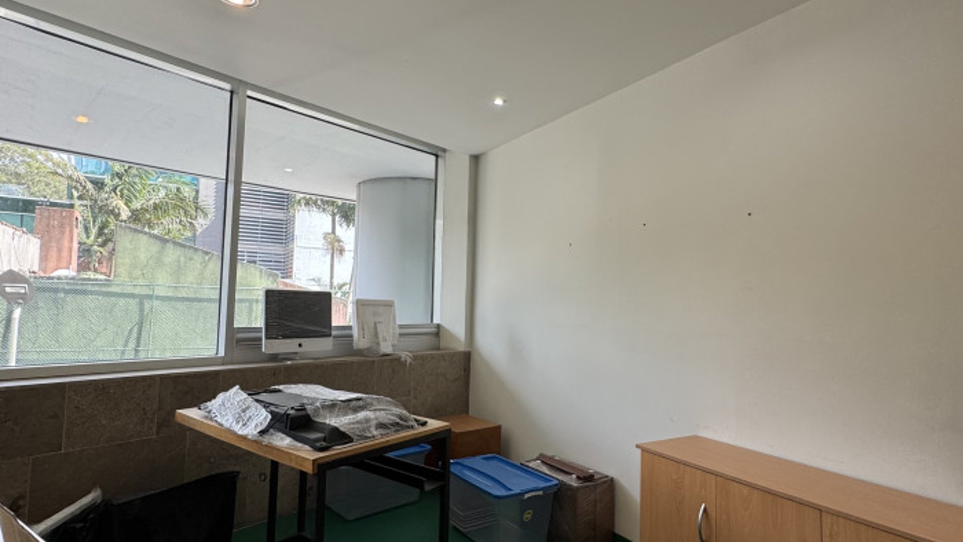 Oficina en Renta y venta Zona 15 Edificio Avante - Miniatura 4