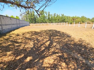 TERRENO EN VENTA EN IZTAPA  A 20 METROS DEL MAR - 4