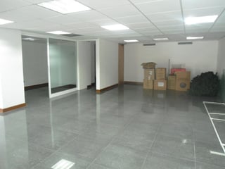 Local Comercial en alquiler zona 18 Guatemala - 2