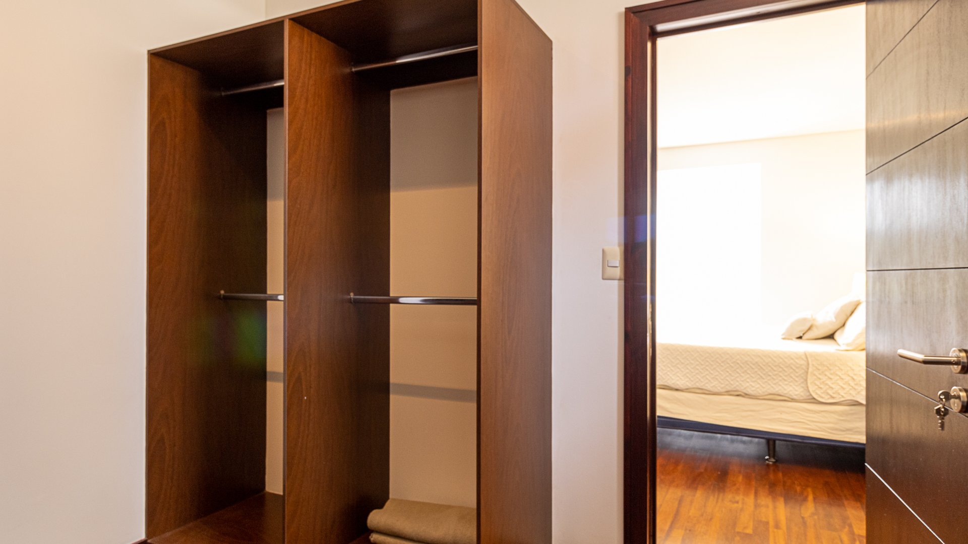 Apartamento amueblado en alquiler, Edificio Quinta Avenida zona 14 - Miniatura 13