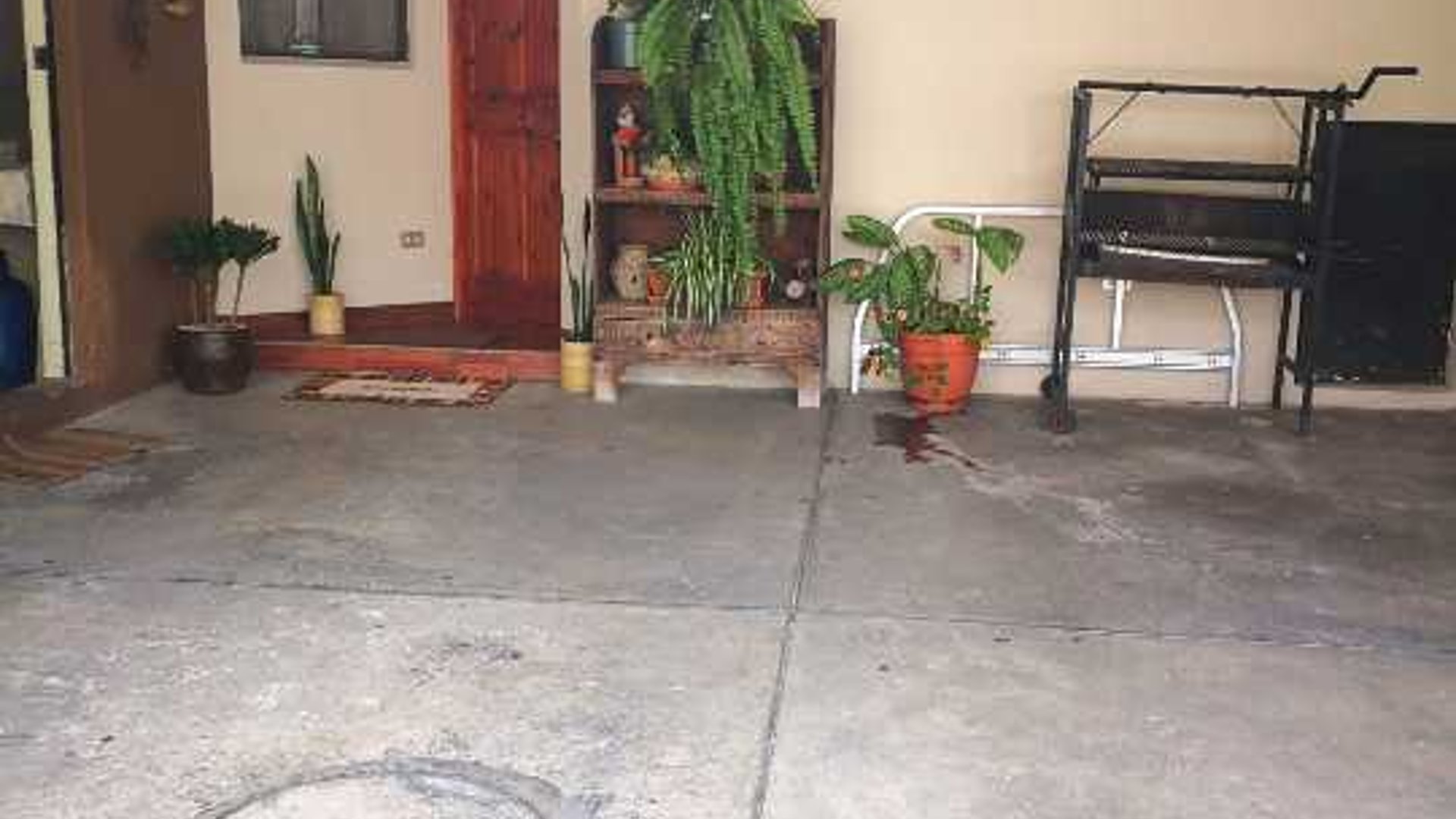 Los Pinabetes San José Pinula Alquilo/Vendo Casa - Miniatura 2