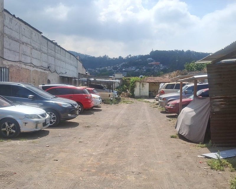 Propiedad en Venta en Antigua Guatemala – A 2 Cuadras del Estadio Pensativo