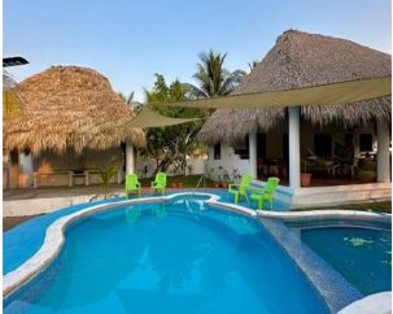 Casa en venta en Monterrico Santa Rosa Guatemala