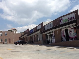 Local en alquiler, Plaza Hincapié zona 13 - 2