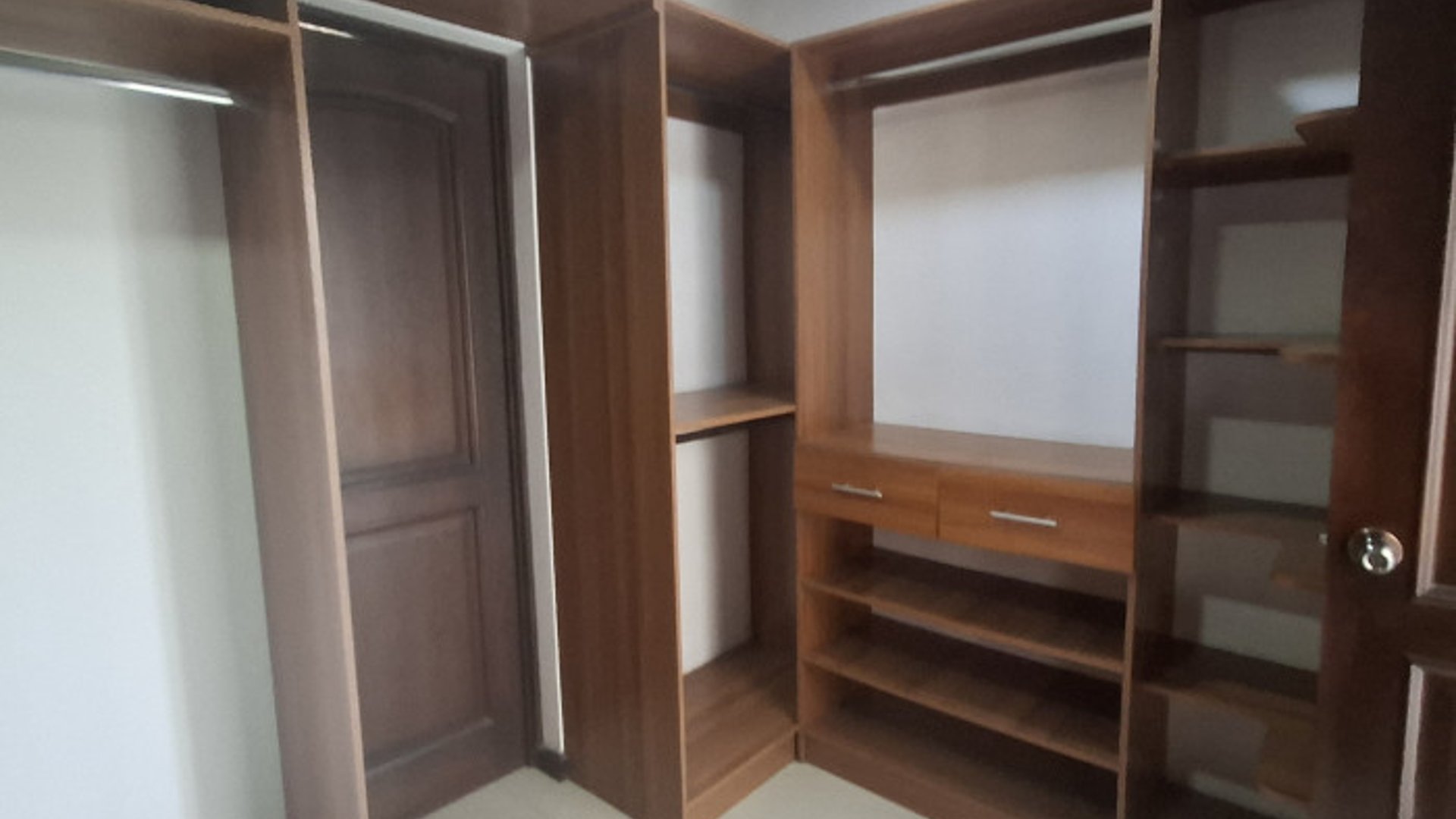 En Renta Apartamento en Zona 15 - Miniatura 4